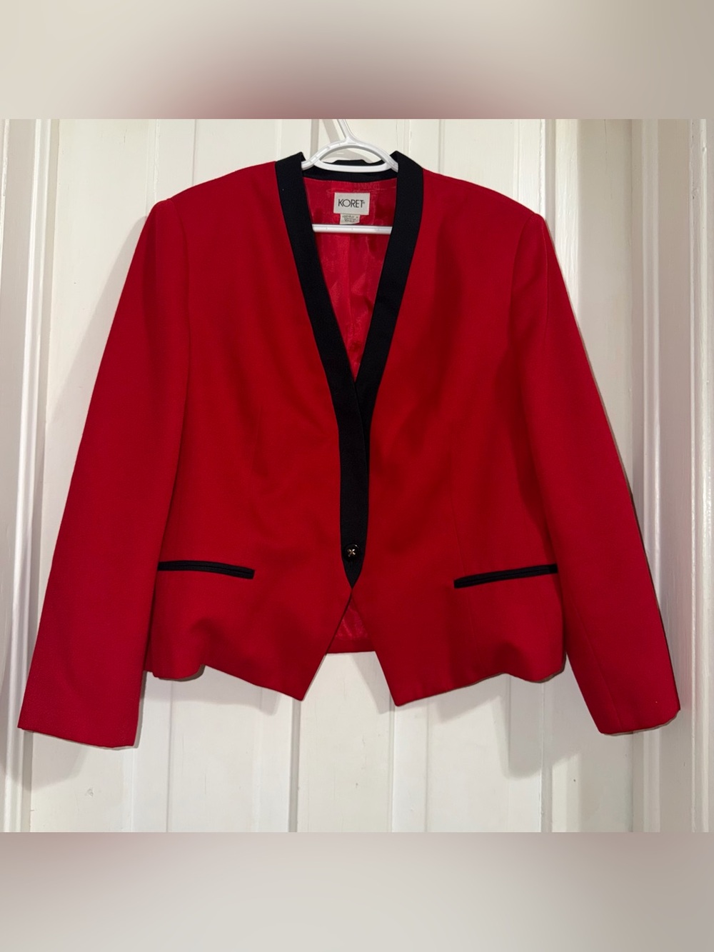 Vintage Koret women's size 18 18w blazer Red Open-Front Blazer with Black Trim